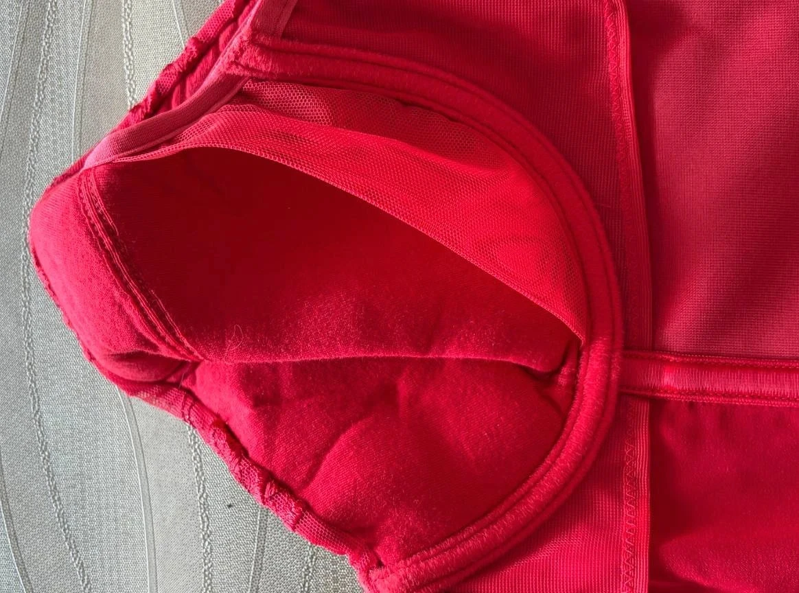 Sostén bustier Valisère rojo bordado nuevo con etiqueta talla M lencería elegante – photo 11